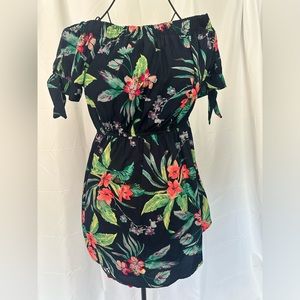 Dress with floral print size medium